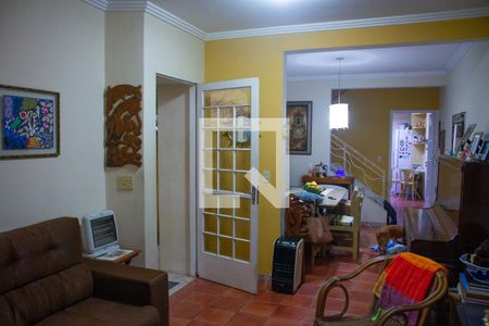Sala de casa de condomínio à venda com 2 quartos, 119m² em Vila Albano, São Paulo