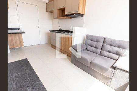 Sala/Cozinha de apartamento à venda com 1 quarto, 25m² em Vila Cláudia, São Paulo