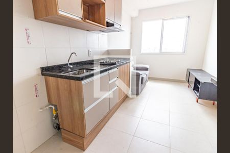 Sala/Cozinha de apartamento à venda com 1 quarto, 25m² em Vila Cláudia, São Paulo