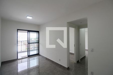 Sala de apartamento para alugar com 2 quartos, 64m² em Jardim Independência, São Paulo
