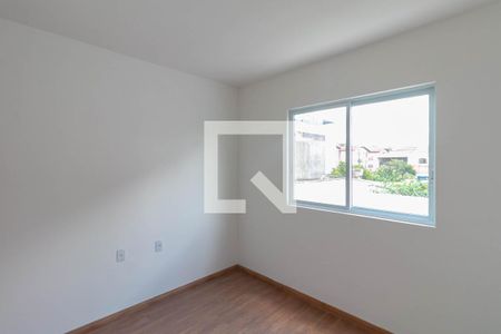 Quarto de apartamento à venda com 2 quartos, 60m² em Santa Terezinha, Belo Horizonte