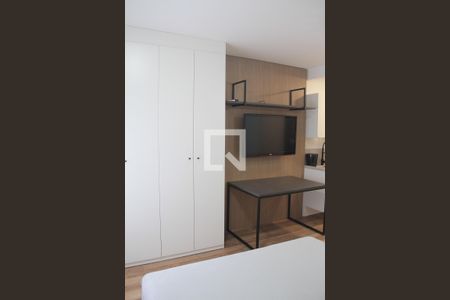 Quarto de kitnet/studio à venda com 1 quarto, 27m² em Partenon, Porto Alegre