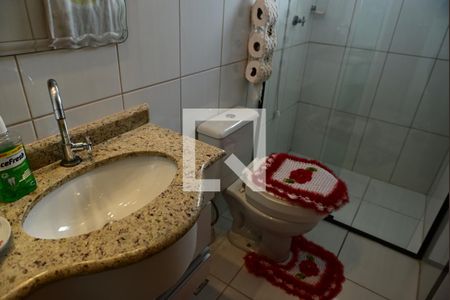 Banheiro Suite de apartamento para alugar com 2 quartos, 90m² em Vilamar, Praia Grande
