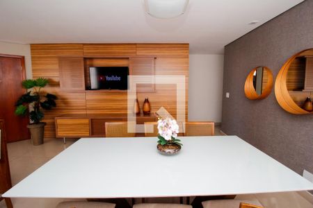 Sala de apartamento à venda com 4 quartos, 167m² em Minas Brasil, Belo Horizonte