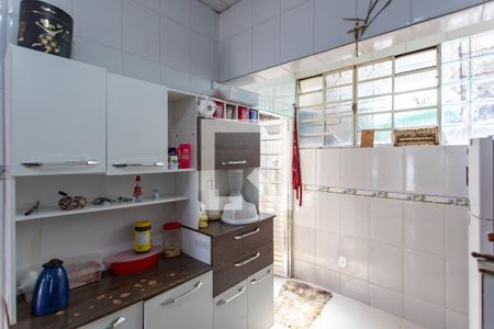 Cozinha de casa à venda com 3 quartos, 120m² em Goiânia, Belo Horizonte