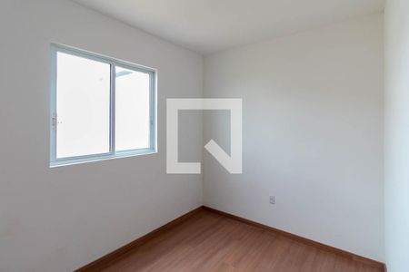 Quarto de apartamento para alugar com 2 quartos, 52m² em Arvoredo, Contagem