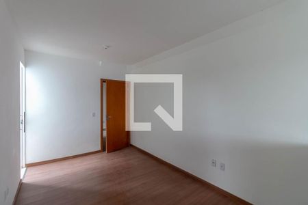 Sala  de apartamento para alugar com 2 quartos, 52m² em Arvoredo, Contagem