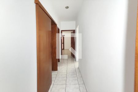 Corredor  de apartamento à venda com 2 quartos, 84m² em Feitoria, São Leopoldo