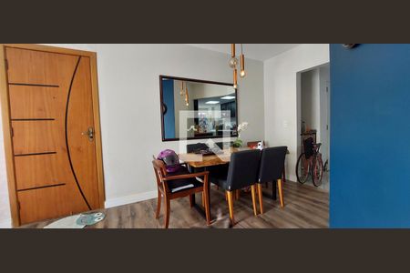 Sala de apartamento à venda com 2 quartos, 90m² em Vila Gilda, Santo André