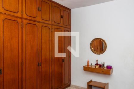 Suíte de casa à venda com 3 quartos, 200m² em Cidade Dutra, São Paulo