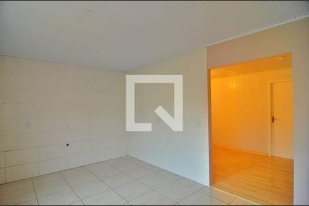 Cozinha de casa à venda com 1 quarto, 70m² em Mato Grande, Canoas