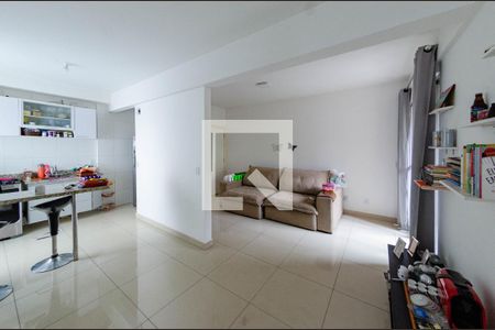 Sala de apartamento à venda com 3 quartos, 72m² em Estoril, Belo Horizonte