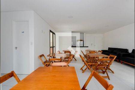 Apartamento à venda com 51m², 2 quartos e 1 vaga Apartamento à venda com 51m², 2 quartos e 1 vagaÁrea comum - Salão de festas