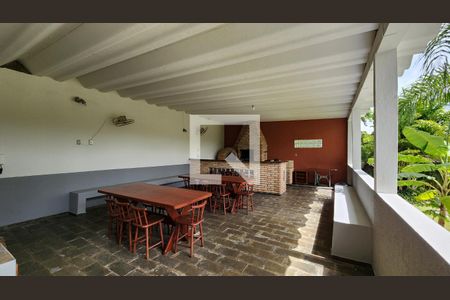 Casa de condomínio à venda com 600m², 4 quartos e 15 vagas Casa de condomínio à venda com 600m², 4 quartos e 15 vagasÁrea Externa