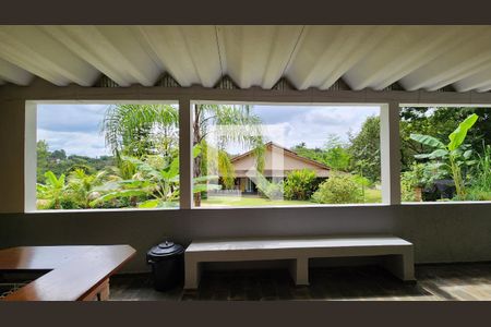 Casa de condomínio à venda com 600m², 4 quartos e 15 vagas Casa de condomínio à venda com 600m², 4 quartos e 15 vagasÁrea Externa