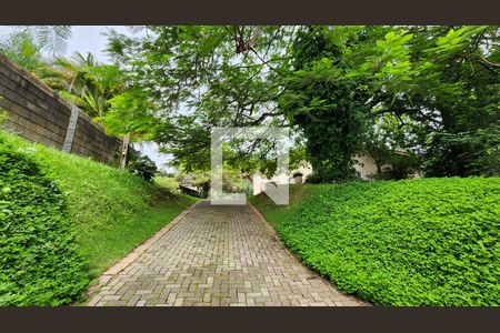 Casa de condomínio à venda com 600m², 4 quartos e 15 vagas Casa de condomínio à venda com 600m², 4 quartos e 15 vagasÁrea Externa