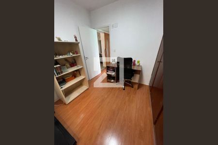 Quarto 1 de casa para alugar com 4 quartos, 175m² em Jardim Ester Yolanda, São Paulo