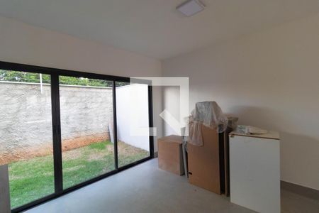 Salas de casa de condomínio para alugar com 3 quartos, 130m² em Parque Taquaral, Campinas