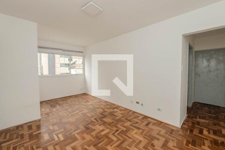 Apartamento para alugar com 72m², 2 quartos e 1 vagaSala