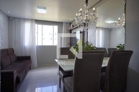 Sala de apartamento à venda com 2 quartos, 45m² em Protásio Alves, Porto Alegre