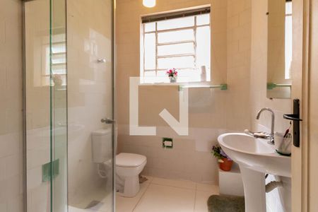 Banheiro de apartamento à venda com 1 quarto, 51m² em Serra, Belo Horizonte