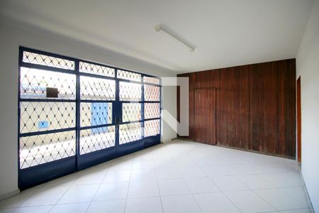 Sala de casa à venda com 4 quartos, 445m² em Santa Efigênia, Belo Horizonte