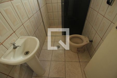 Banheiro de casa à venda com 2 quartos, 140m² em Jardim Faria Lima, Taboão da Serra