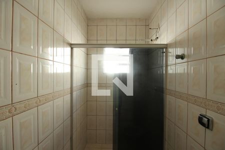 Banheiro de casa à venda com 2 quartos, 140m² em Jardim Faria Lima, Taboão da Serra