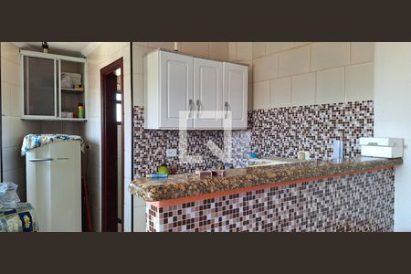 Cozinha de kitnet/studio para alugar com 1 quarto, 33m² em Vila Caiçara, Praia Grande