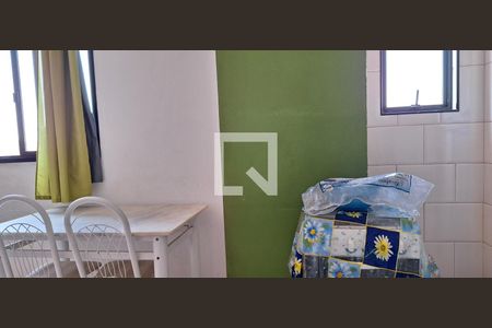 Cozinha de kitnet/studio para alugar com 1 quarto, 33m² em Vila Caiçara, Praia Grande