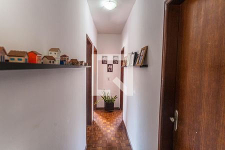 Corredor de apartamento à venda com 3 quartos, 103m² em Serra, Belo Horizonte