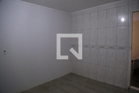 Cozinha de casa para alugar com 1 quarto, 30m² em Jardim do Tiro, São Paulo