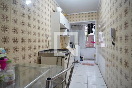 Cozinha de apartamento à venda com 1 quarto, 30m² em Jardim Dona Leopoldina, Porto Alegre