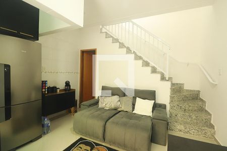 Sala de casa de condomínio à venda com 2 quartos, 120m² em Vila Príncipe de Gales, Santo André