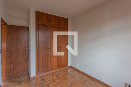 Quarto 1 de apartamento à venda com 2 quartos, 57m² em Santa Tereza, Belo Horizonte