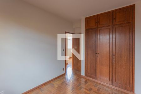 Quarto 1 de apartamento à venda com 2 quartos, 57m² em Santa Tereza, Belo Horizonte