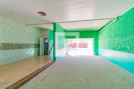 Garagem de casa à venda com 3 quartos, 97m² em Mato Grande, Canoas