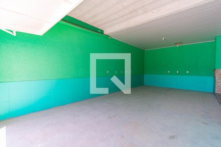 Garagem de casa à venda com 3 quartos, 97m² em Mato Grande, Canoas