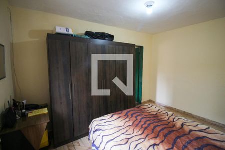 Quarto 2 de casa à venda com 2 quartos, 300m² em Vila Carmosina, São Paulo