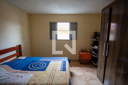 Quarto 1 de casa à venda com 2 quartos, 300m² em Vila Carmosina, São Paulo