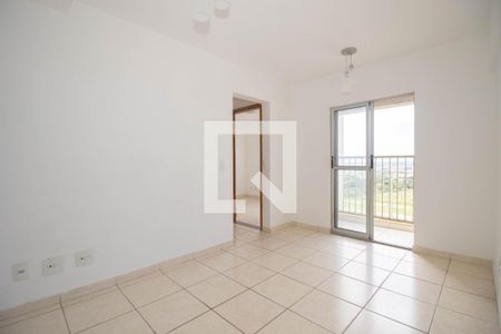 Sala de apartamento para alugar com 3 quartos, 65m² em Qs 501, Brasília