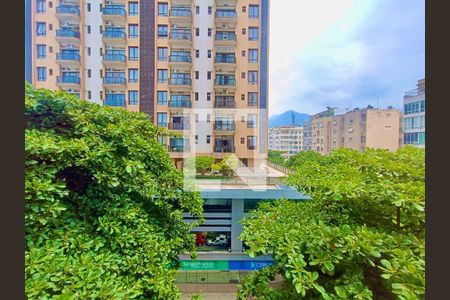 Sala vista de apartamento para alugar com 3 quartos, 104m² em Leblon, Rio de Janeiro