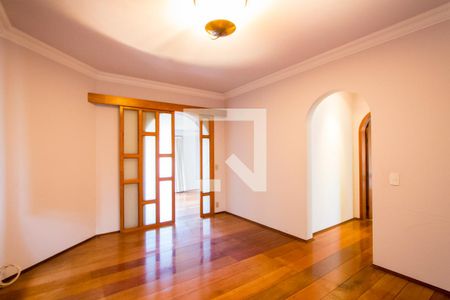 Sala de TV de apartamento à venda com 4 quartos, 266m² em Centro, Santo André