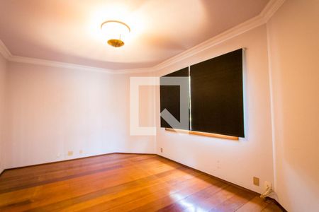 Sala de TV de apartamento para alugar com 4 quartos, 266m² em Centro, Santo André