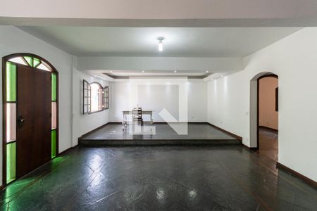 Sala de casa à venda com 4 quartos, 356m² em São Cristóvão, Rio de Janeiro
