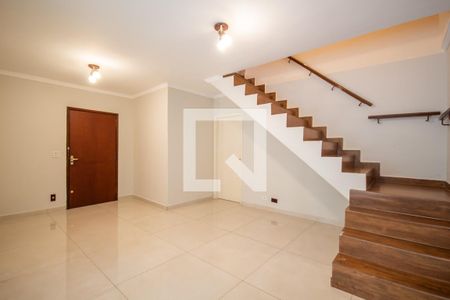 Casa à venda com 210m², 4 quartos e 3 vagasSala