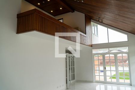 Sala de casa para alugar com 5 quartos, 288m² em Vila Sonia, São Paulo