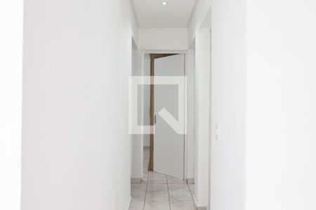 Corredor de apartamento para alugar com 3 quartos, 75m² em Jardim Pedroso, Mauá