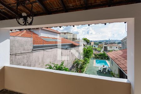 Varanda de casa para alugar com 3 quartos, 300m² em Aparecida, Belo Horizonte