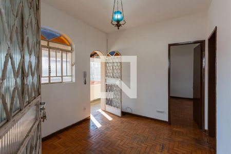 Sala de casa para alugar com 3 quartos, 300m² em Aparecida, Belo Horizonte